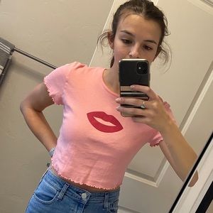 Pink lips crop top